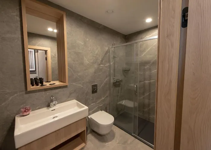 Sarnia Point Prestige Apartment *