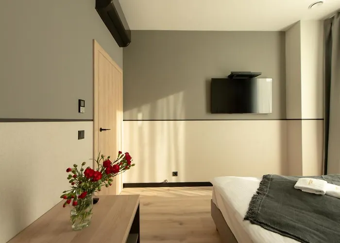 Sarnia Point Prestige * Wroclaw