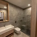 Sarnia Point Prestige شقة *