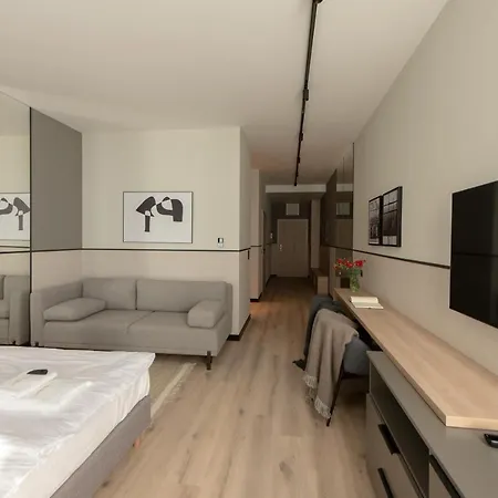 Sarnia Point Prestige * Wroclaw