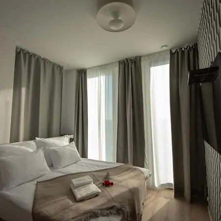 Sarnia Point Prestige Wroclaw