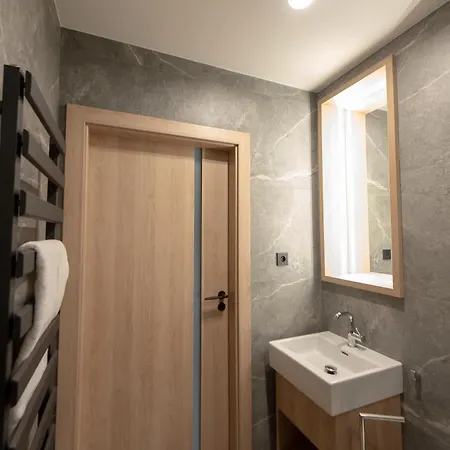 Sarnia Point Prestige * Wroclaw